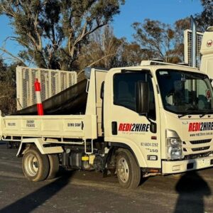 Small Tipper Truck NLR
